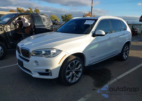 2018 BMW X5 xDrive35D z USA, uszkodzony, nr VIN 5UXKS4C50J0Y18166